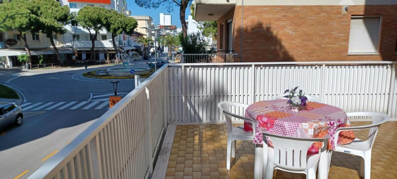 Apartamento Casa Bivi Lignano Sabbiadoro Exterior foto