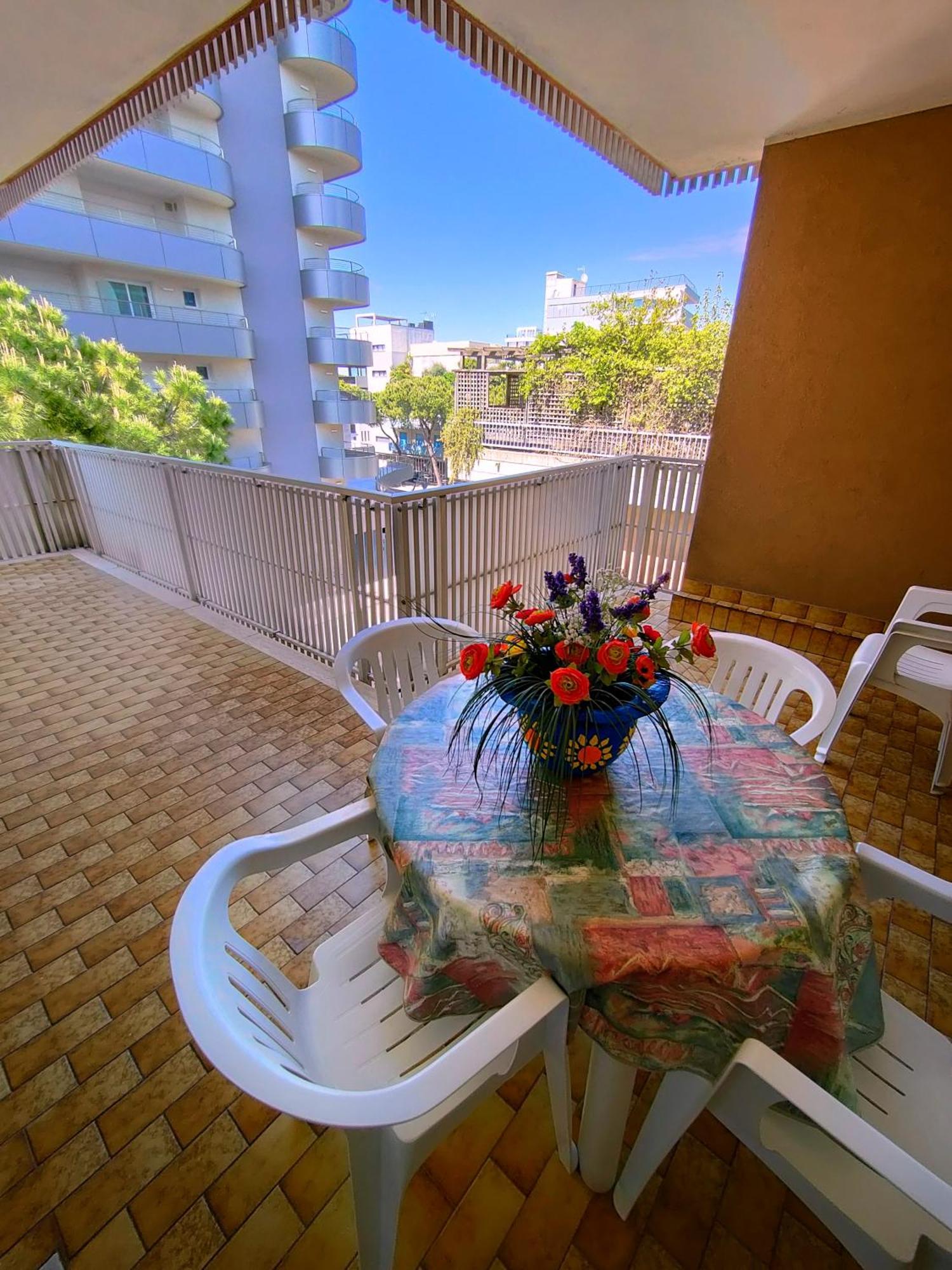 Apartamento Casa Bivi Lignano Sabbiadoro Exterior foto