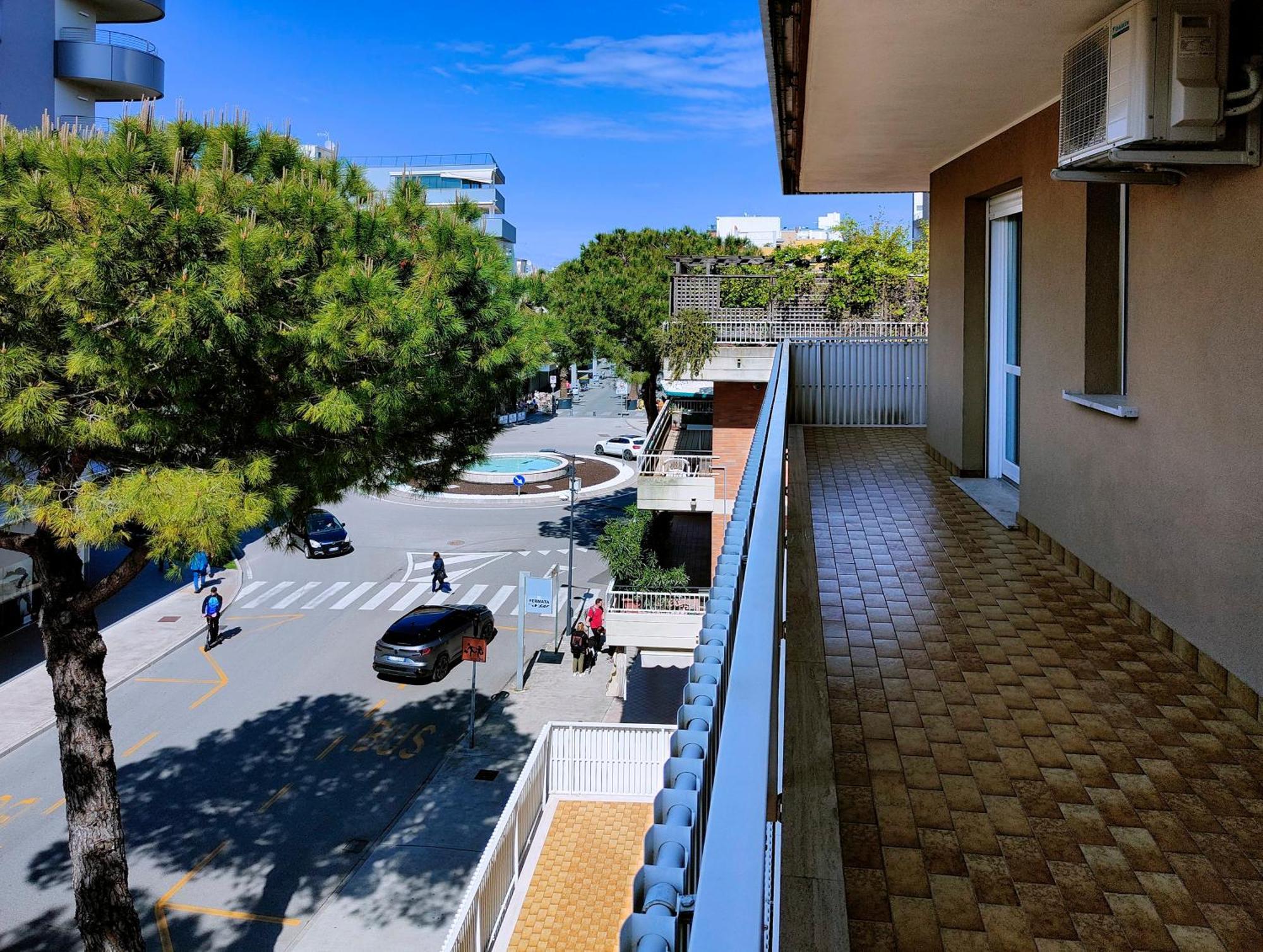 Apartamento Casa Bivi Lignano Sabbiadoro Exterior foto